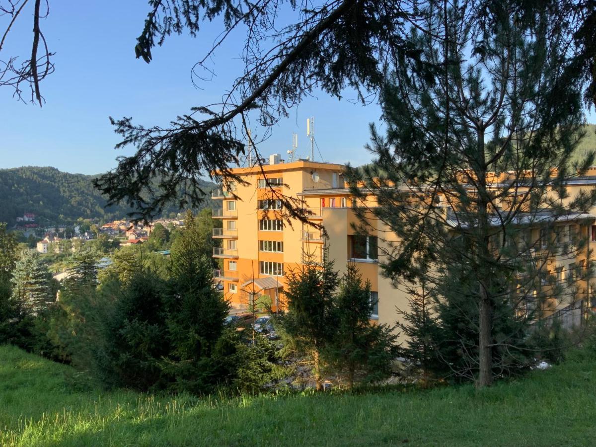 Hotel Korona Sanatorium Uzdrowiskowe Muszyna Exterior foto